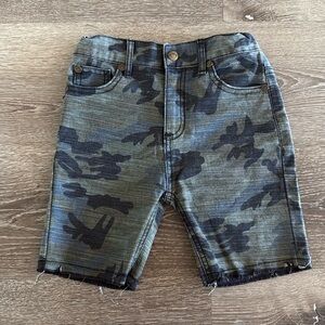 Appaman shorts, denim camo, size 6